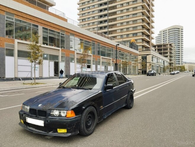 BMW 318 1994, 315,000 km - 1.8 l - Bakı