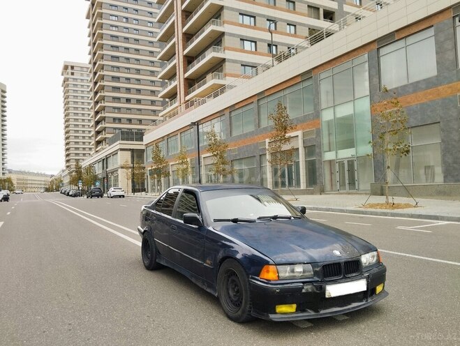 BMW 318 1994, 315,000 km - 1.8 l - Bakı