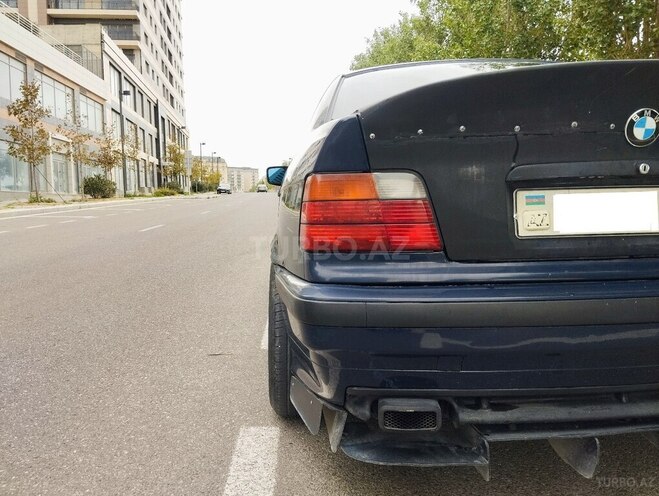 BMW 318 1994, 315,000 km - 1.8 l - Bakı