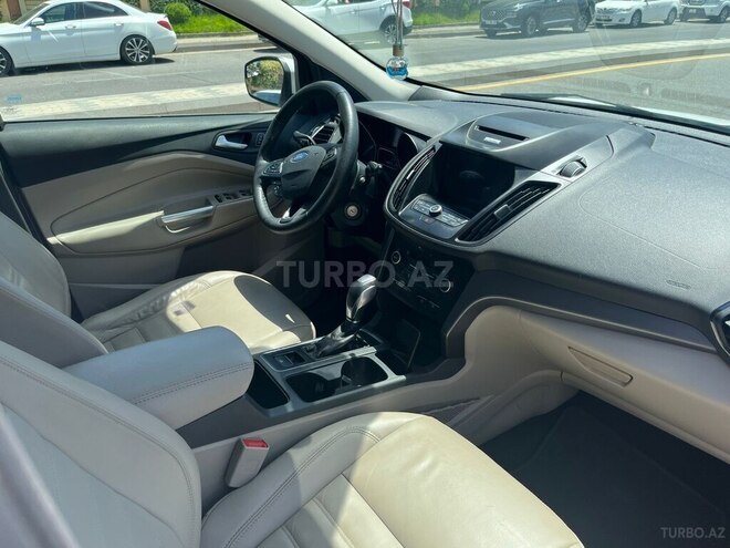 Ford Escape 2017, 215,000 km - 1.5 l - Bakı