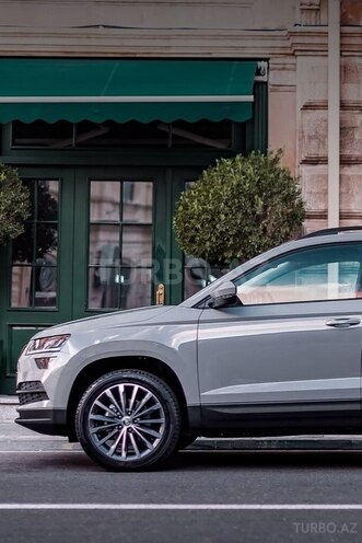 Skoda Karoq 2020, 25,900 km - 1.4 l - Bakı