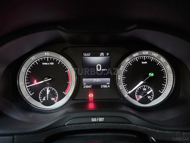 Skoda Karoq 2020, 25,900 km - 1.4 l - Bakı