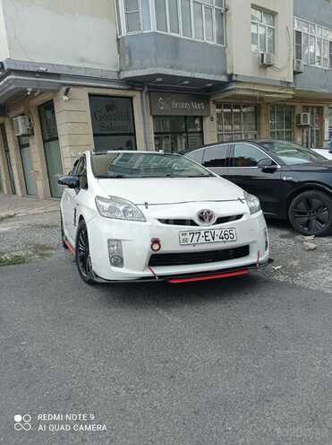 Toyota Prius 2011, 220,000 km - 1.8 l - Bakı