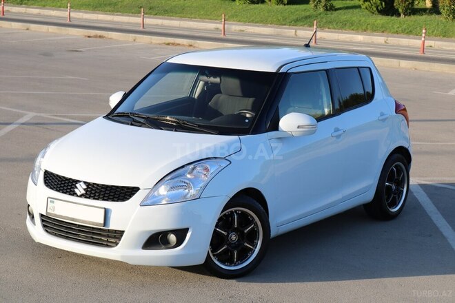 Suzuki Swift-1