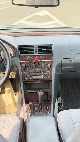 Mercedes C 220 2000, 389,000 km - 2.2 l - Bakı