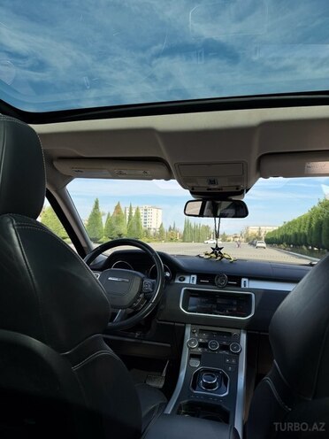 Land Rover RR Evoque-11