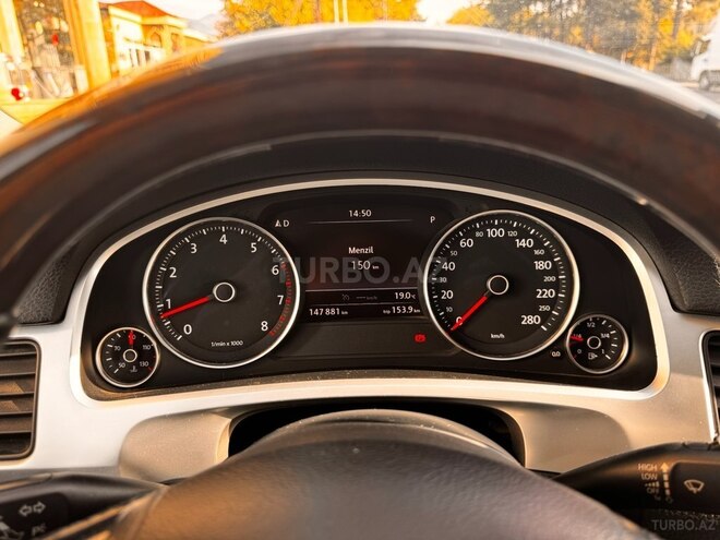 Volkswagen Touareg-7