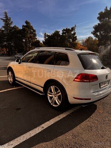 Volkswagen Touareg-6