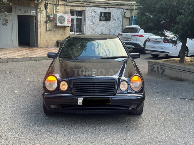Mercedes E 230 1997, 256,666 km - 2.3 l - Bakı