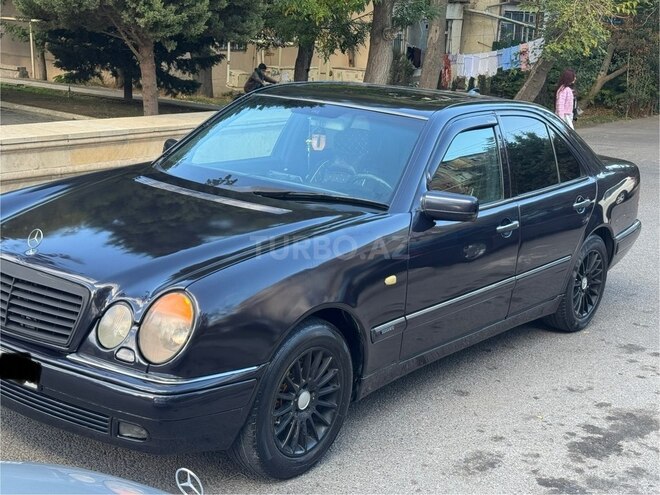 Mercedes E 230 1997, 256,666 km - 2.3 l - Bakı