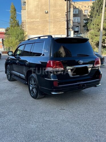 Toyota Land Cruiser-5