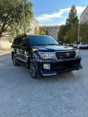 Toyota Land Cruiser-2