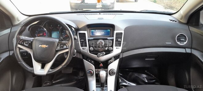 Chevrolet Cruze 2014, 224,000 km - 1.4 l - Salyan