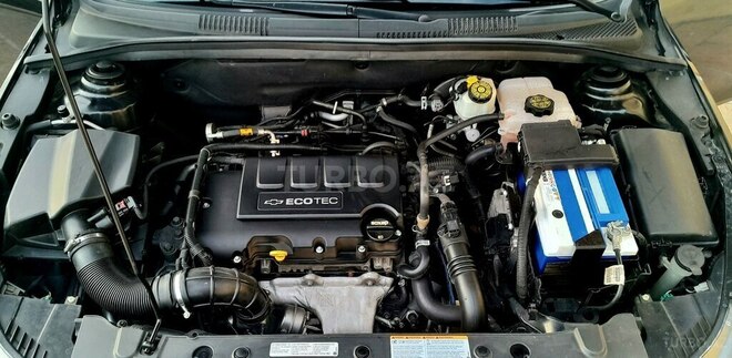 Chevrolet Cruze 2014, 224,000 km - 1.4 l - Salyan