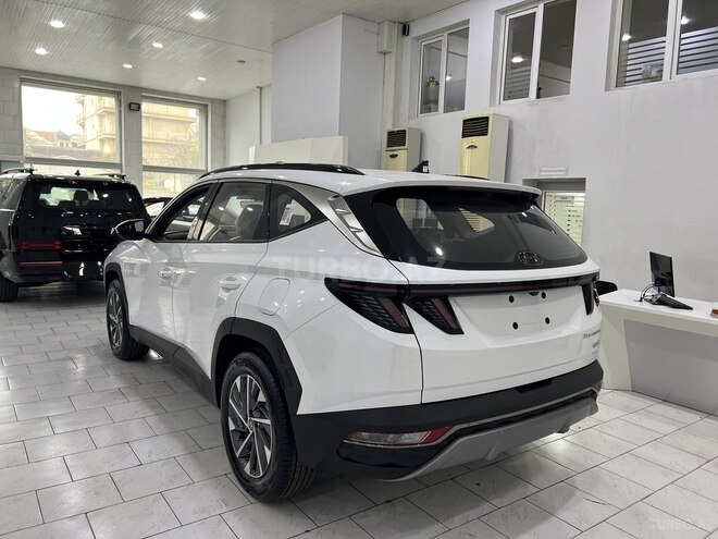 Hyundai Tucson L-6