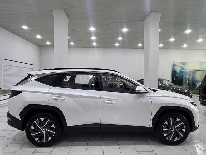 Hyundai Tucson L-7