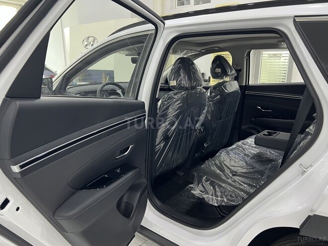 Hyundai Tucson L-12