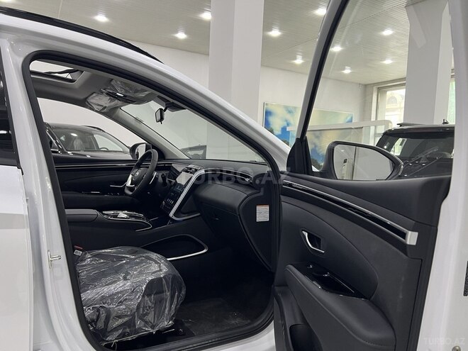 Hyundai Tucson L-11