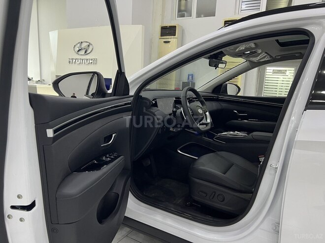 Hyundai Tucson L-10