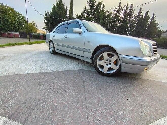 Mercedes E 220 1996, 450,967 km - 2.2 л - Masallı
