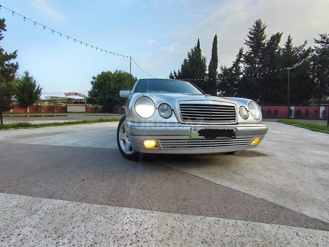Mercedes E 220 1996, 450,967 km - 2.2 л - Masallı