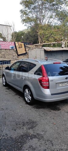 Kia  2008, 300,000 km - 1.6 l - Bakı