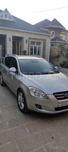 Kia  2008, 300,000 km - 1.6 l - Bakı