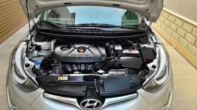 Hyundai Elantra 2015, 123,500 km - 1.8 л - Bakı