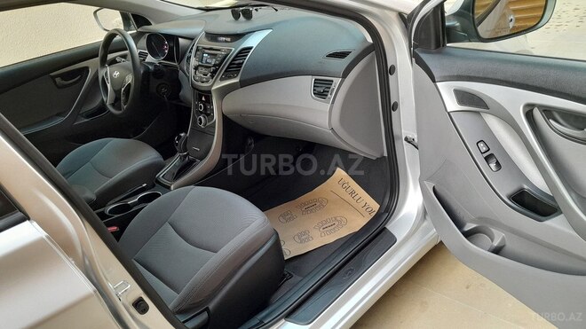 Hyundai Elantra 2015, 123,500 km - 1.8 л - Bakı