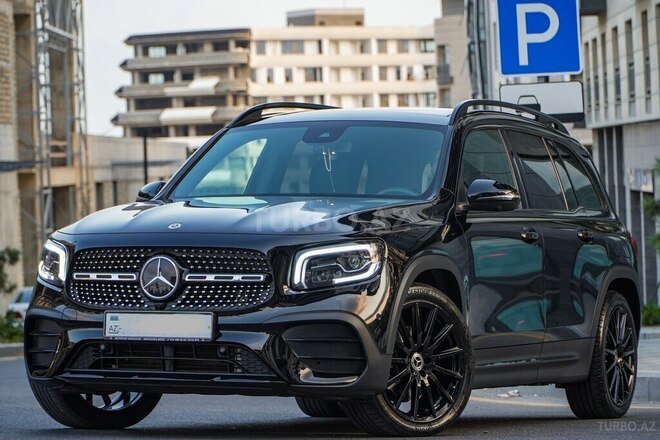 Mercedes GLB 250 4MATIC-2