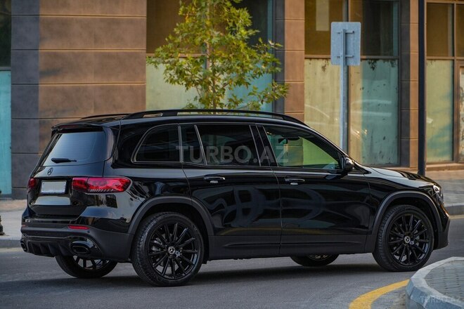 Mercedes GLB 250 4MATIC-4