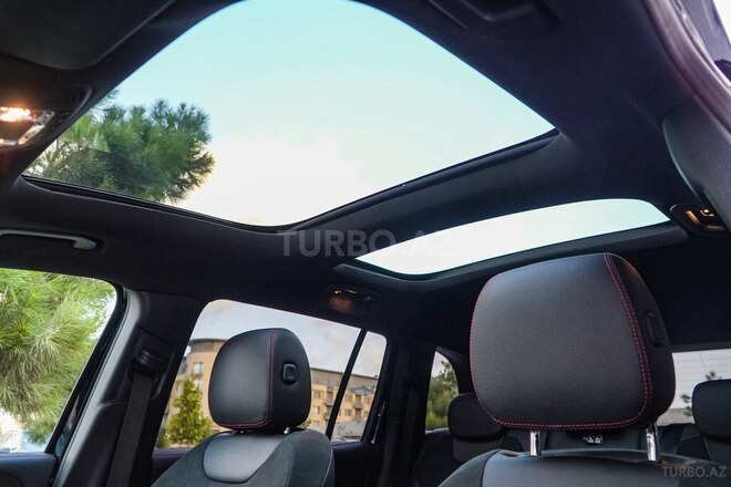 Mercedes GLB 250 4MATIC-11