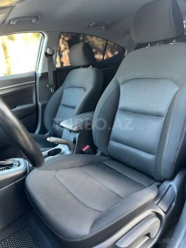 Hyundai Elantra 2018, 110,000 km - 2.0 л - Bakı