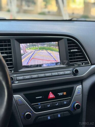 Hyundai Elantra 2018, 110,000 km - 2.0 л - Bakı