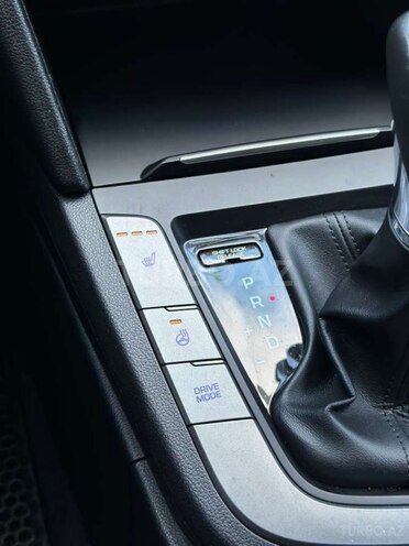 Hyundai Elantra 2018, 110,000 km - 2.0 л - Bakı