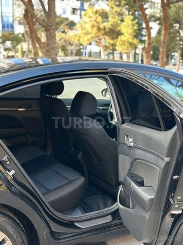 Hyundai Elantra 2018, 110,000 km - 2.0 л - Bakı