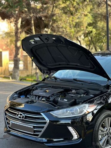 Hyundai Elantra 2018, 110,000 km - 2.0 л - Bakı