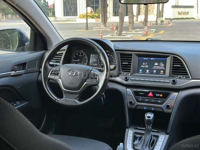 Hyundai Elantra 2018, 110,000 km - 2.0 л - Bakı