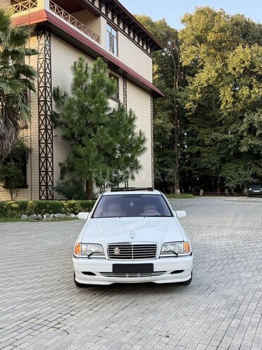 Mercedes C 230 1997, 320,000 km - 2.3 l - Bakı