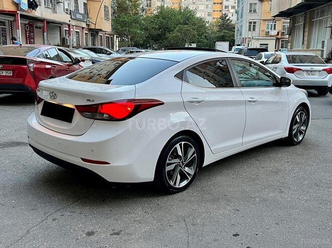 Hyundai Elantra 2015, 140,000 km - 1.8 l - Bakı