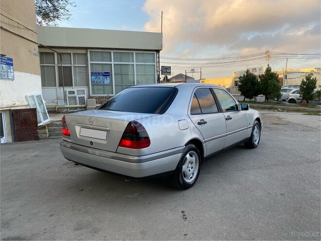 Mercedes C 180 1995, 327,000 km - 1.8 l - Bakı