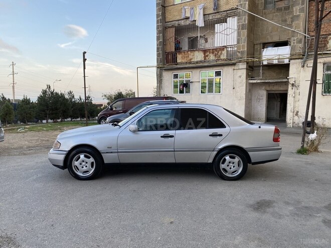 Mercedes C 180 1995, 327,000 km - 1.8 l - Bakı