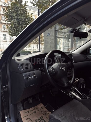 Toyota Corolla 2006, 277,000 km - 1.4 l - Bakı