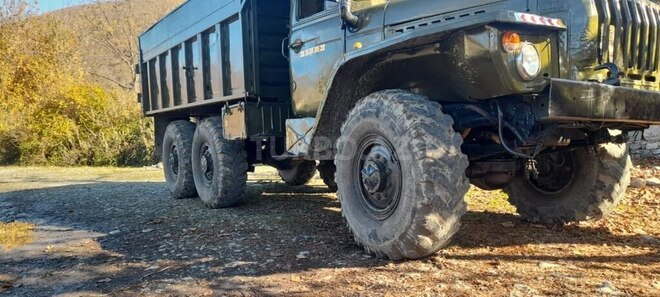 Ural 4320 1990, 450,000 km - 11.0 l - Şəki