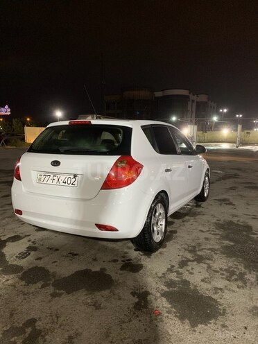 Kia Ceed 2008, 270,000 km - 1.4 l - Sumqayıt
