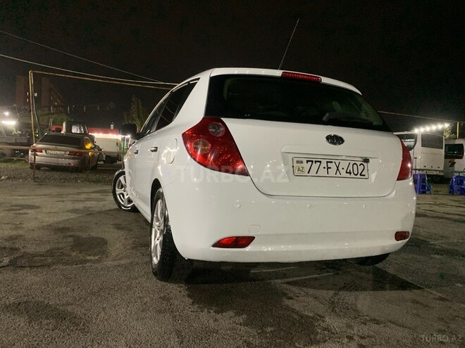 Kia Ceed 2008, 270,000 km - 1.4 l - Sumqayıt