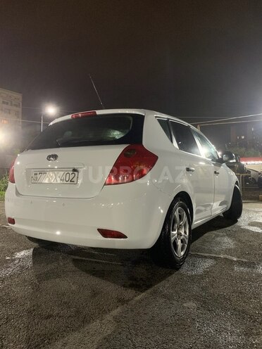 Kia Ceed 2008, 270,000 km - 1.4 l - Sumqayıt