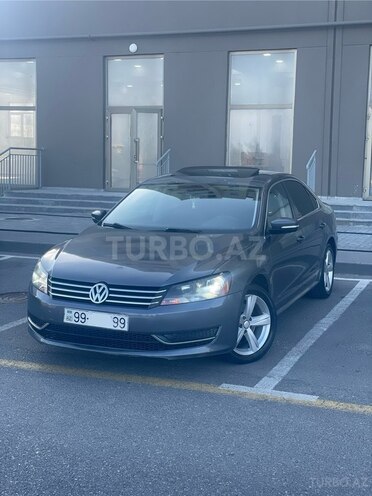 Volkswagen Passat 2013, 215,000 km - 2.5 л - Sumqayıt