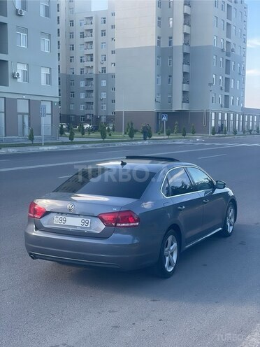 Volkswagen Passat 2013, 215,000 km - 2.5 л - Sumqayıt