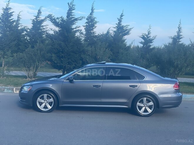 Volkswagen Passat 2013, 215,000 km - 2.5 л - Sumqayıt